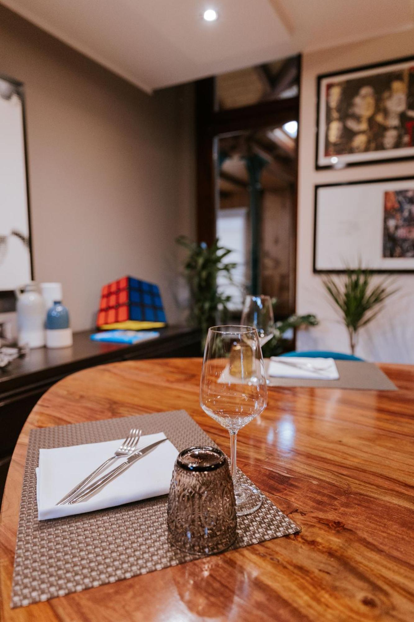 Manfredi Ristorante Con Alloggio Romentino Luaran gambar